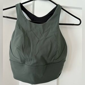 Lululemon crop tank/bra